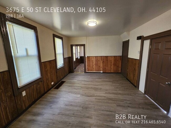 Building Photo - 3675 E 50th St