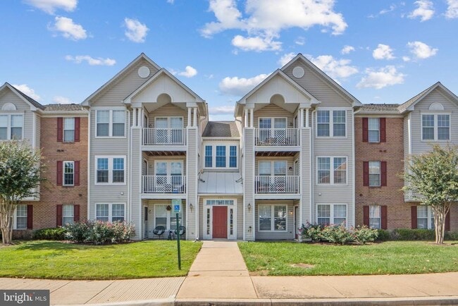 Building Photo - 699 Winding Stream Way