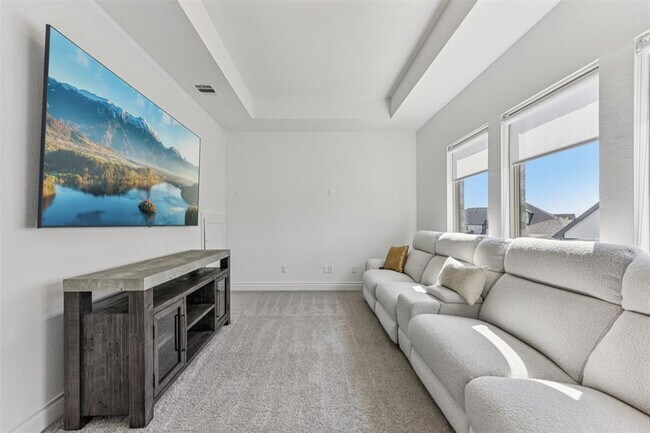 Building Photo - 253 Rosetta Lp