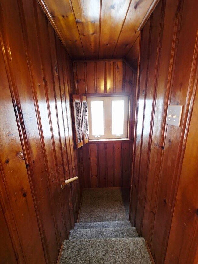 Building Photo - 3 Bed 1 Bath in Rochester PA