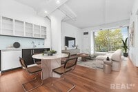 Building Photo - 99 Gold St