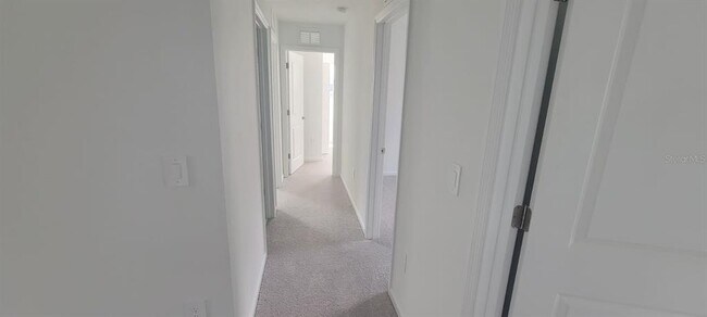 Building Photo - 3359 Alexander Dr