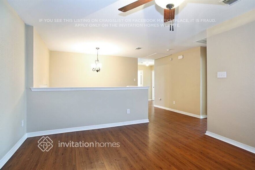 Building Photo - 2206 Brandy Dr