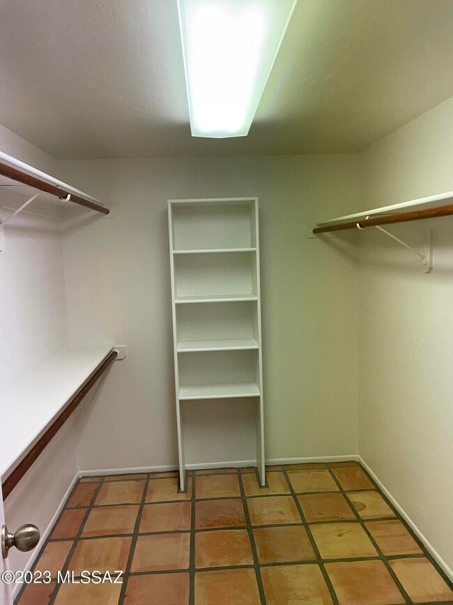 Building Photo - 11865 N Copper Butte Dr