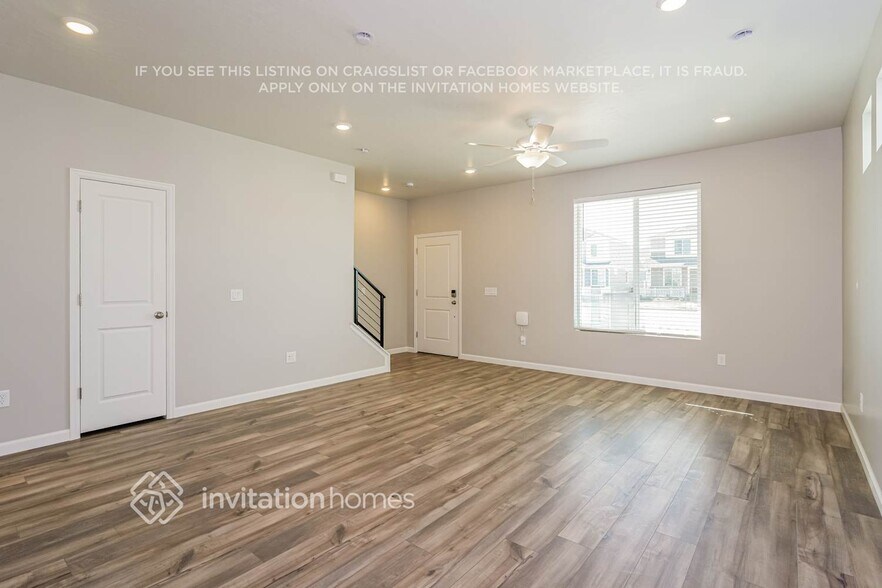Building Photo - 26 N Riverside Dr