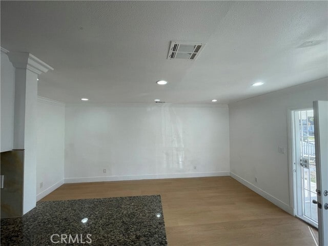 Building Photo - 1138 N Park Ave