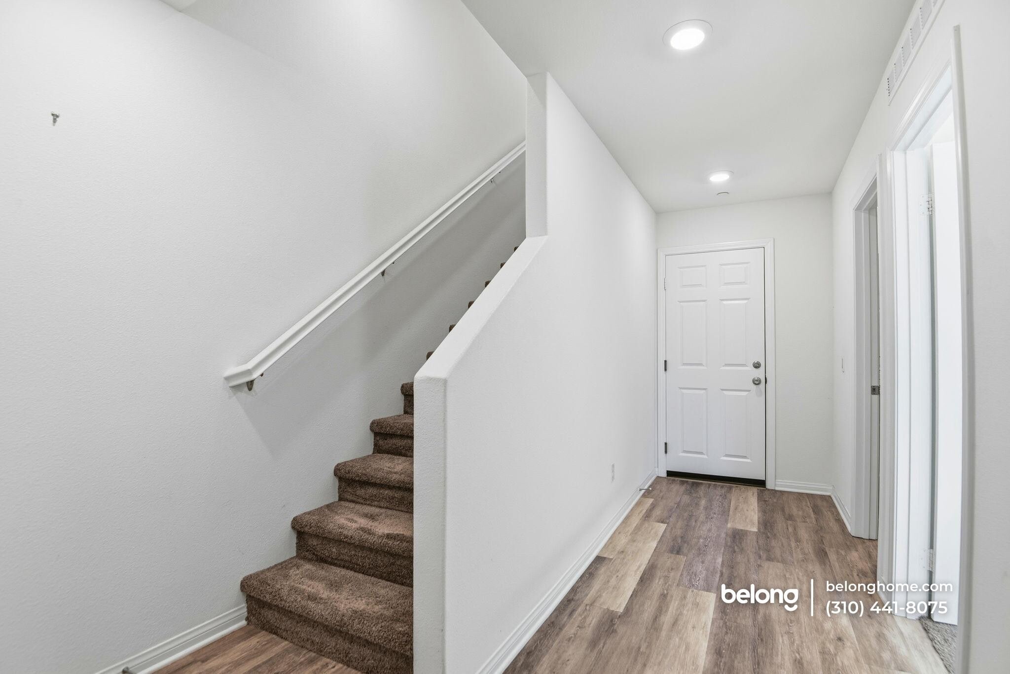 Building Photo - 14043 Royalton Ln