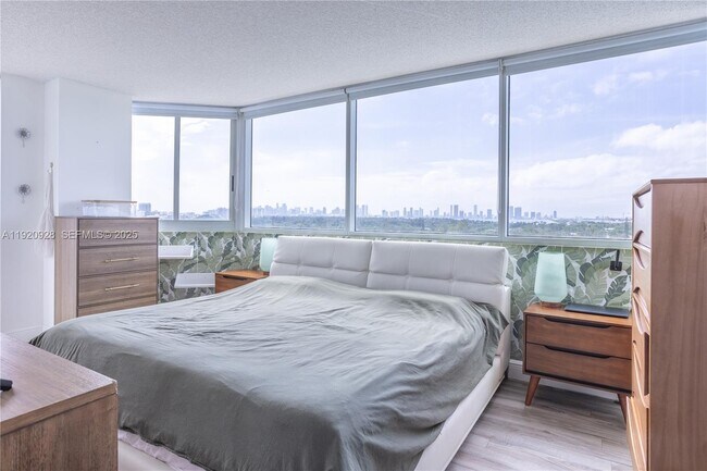 Building Photo - 3411 Indian Creek Dr