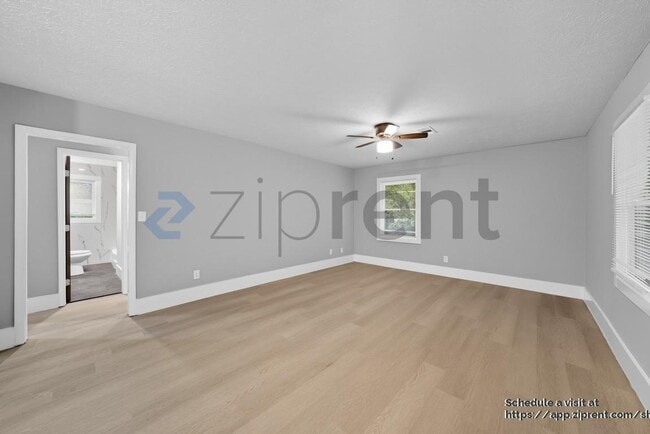 Building Photo - 721 Ford Pl
