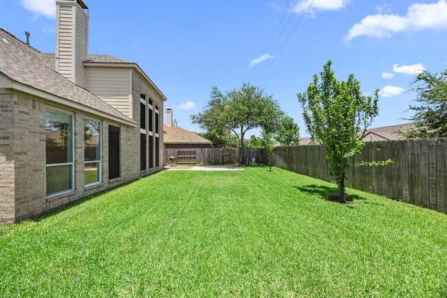 Building Photo - 2207 Thistlerock Ln