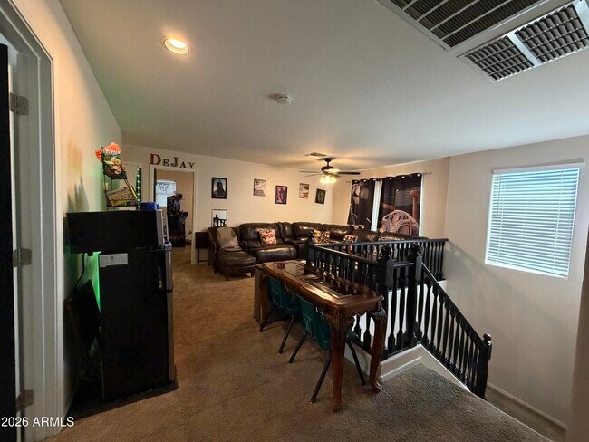 Building Photo - 8508 N 64th Ln