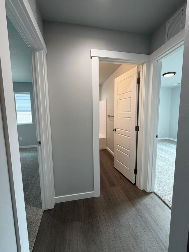 Building Photo - Move-In Special! Brand new 3 bed 2 bath ho...