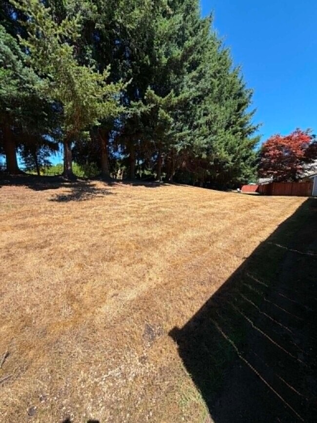 Building Photo - 6634 Millstone Ln SE