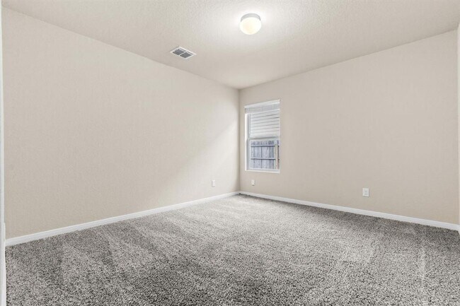 Building Photo - 2039 Rowan Wy