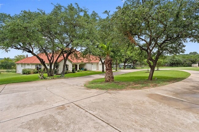 Building Photo - 22658 Felicia Dr