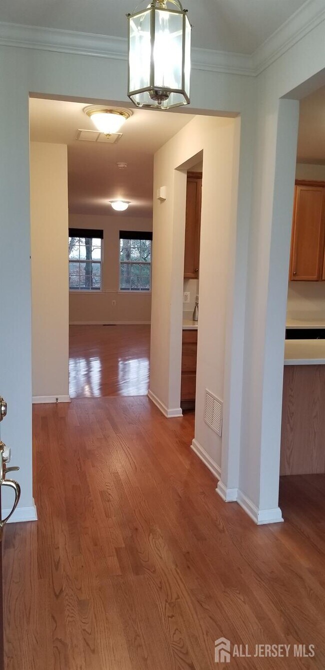 Building Photo - 12 Jensen Court