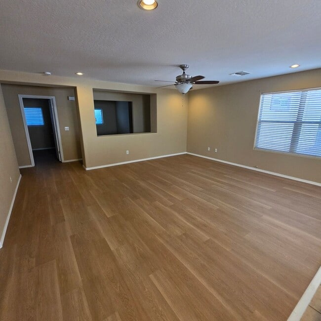 Building Photo - 18418 W Westfall Way