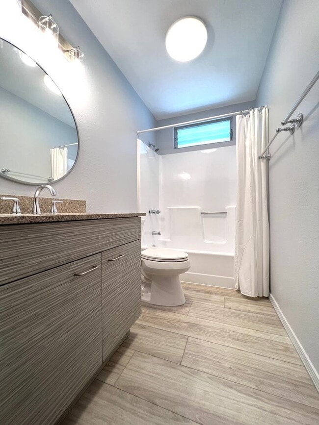 Building Photo - Beautifully Remodeled Single Family Home in Maili
