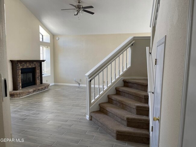Building Photo - 705 Springfire Dr
