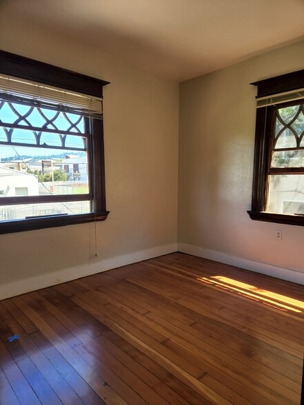 Building Photo - 1924 Channing Way