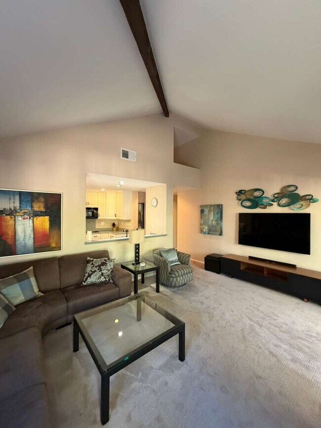 Building Photo - 11816 Caminito Corriente