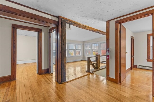 Primary Photo - 114-116 South Champlain Street