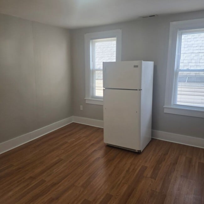 Building Photo - Auburn (186)