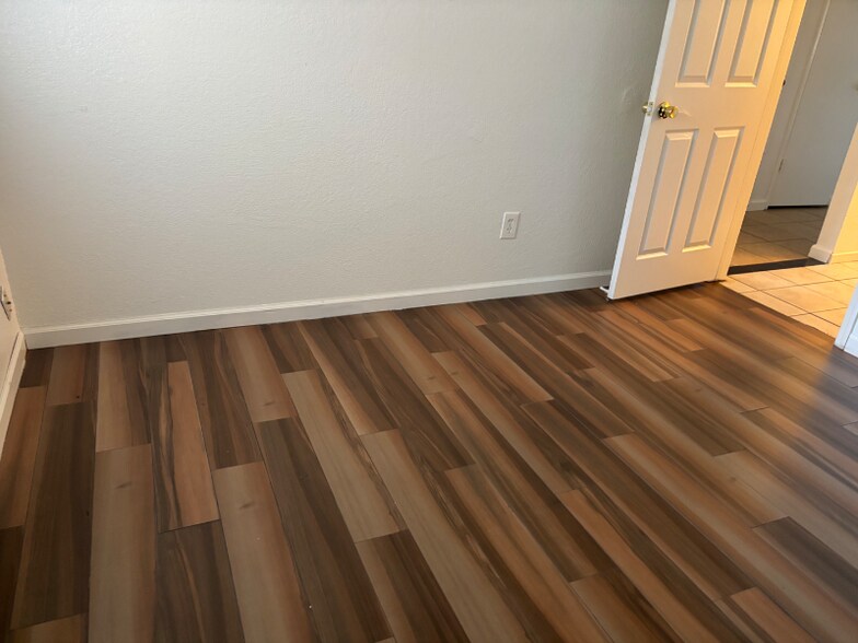 Building Photo - 26 Nedra Ct