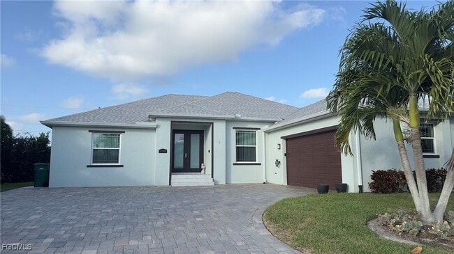 Primary Photo - 131 S Bahama Ave
