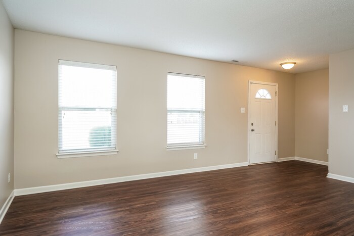 Building Photo - 9307 Princeton Ct