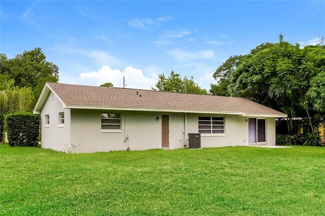 Building Photo - 1247 Kingston Ave