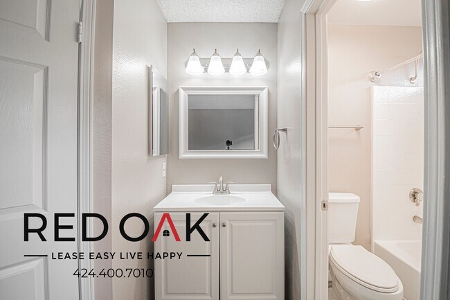 Building Photo - 3710 E Fountain St