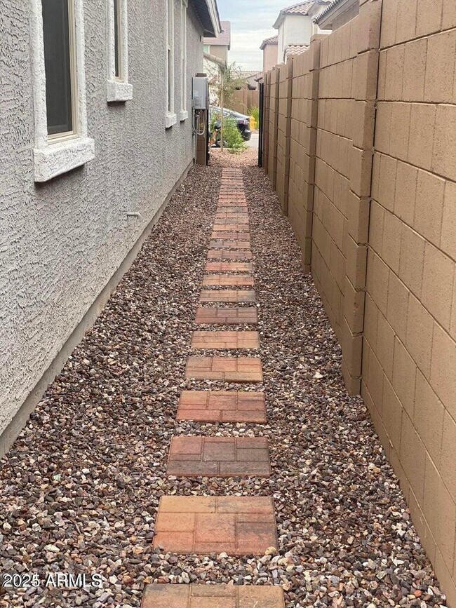 Building Photo - 9449 W Roma Ave