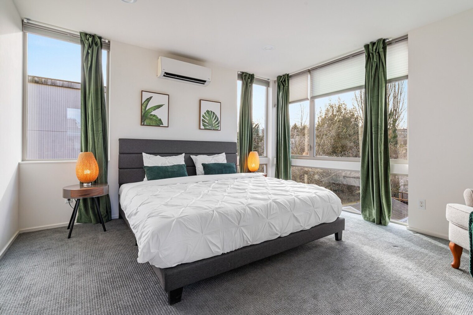 Building Photo - 2214 E Terrace St