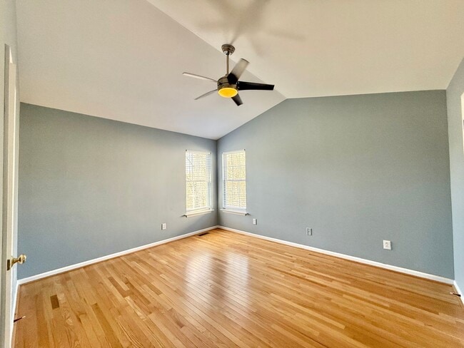 Building Photo - Charming 2BD, 2BA Durham Home with a Bonus Room/Office & Fenced Yard in a Prime Location