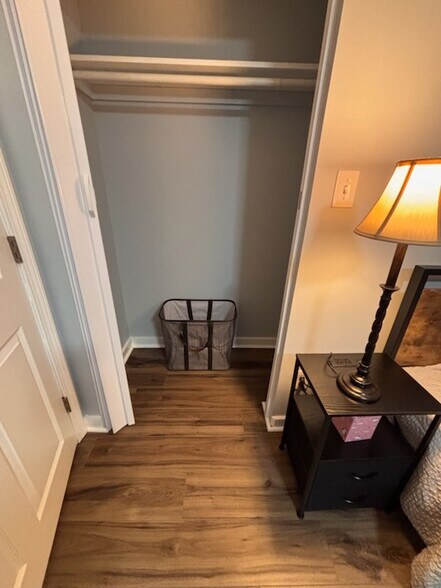 Building Photo - 197 Brackett Rd