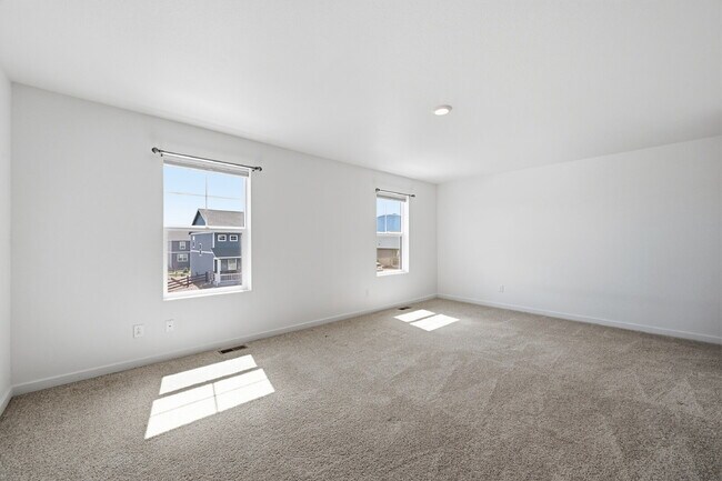 Building Photo - $2,695.95- 3 bed, 2.5 bath Home in Monument with Central AC and 2 Car Garage!