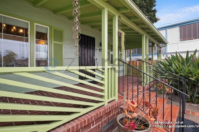 Building Photo - 3606 Barrett Ave