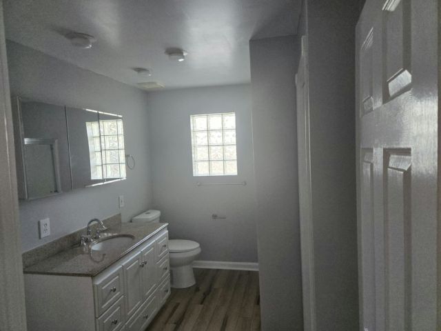 Building Photo - 4791 SW 82nd Ave