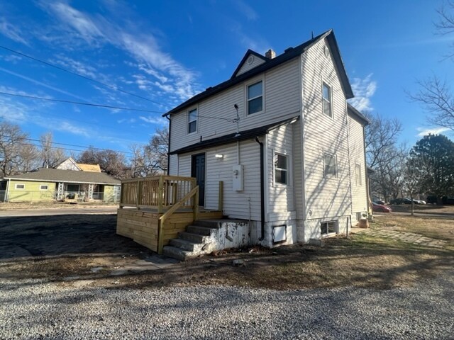 Building Photo - 2203 S Water St