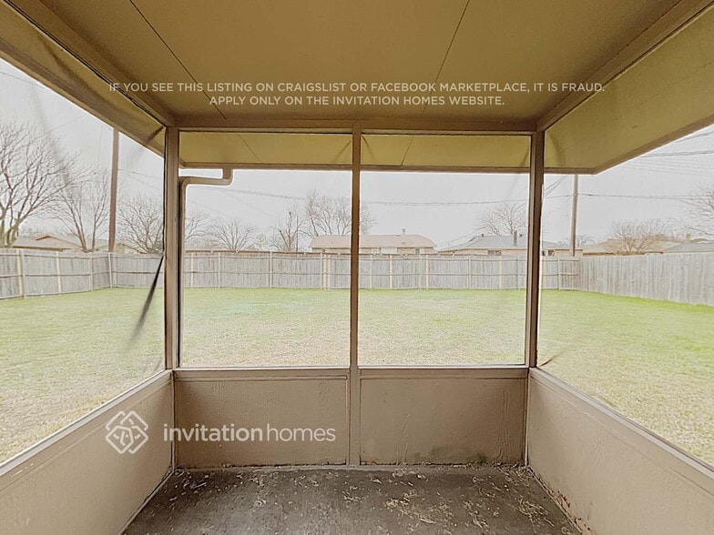 Building Photo - 841 Apple Valley Dr