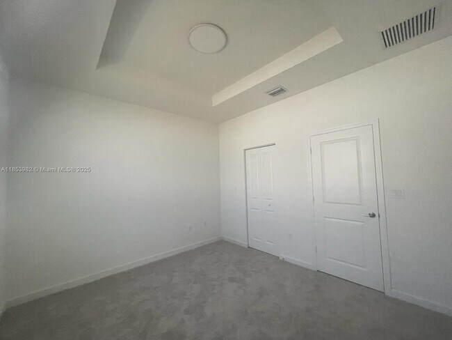 Building Photo - 23390 SW 127th Ct