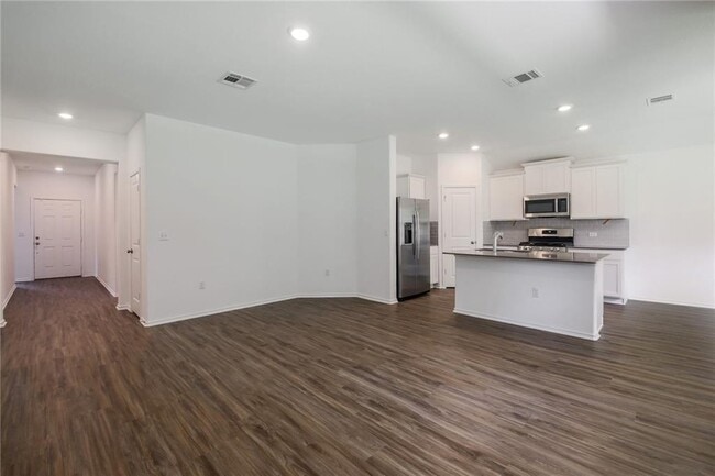 Building Photo - 10724 Steinbeck Dr