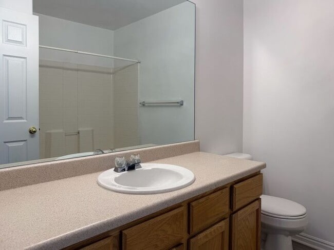 Building Photo - Peaceful Provo Townhome