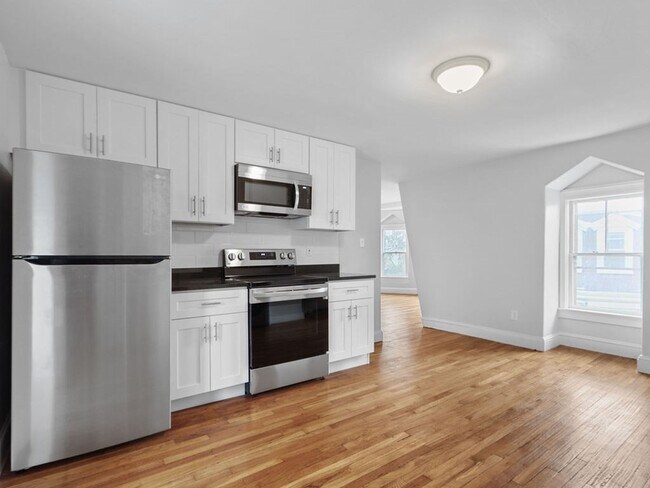 Primary Photo - 22 Orchard St