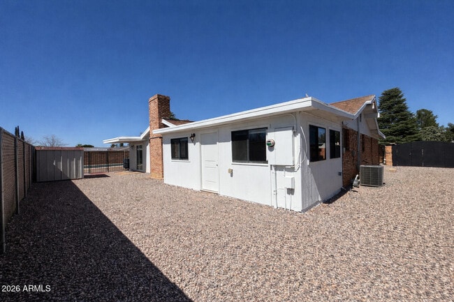 Building Photo - 4664 Citadel Dr