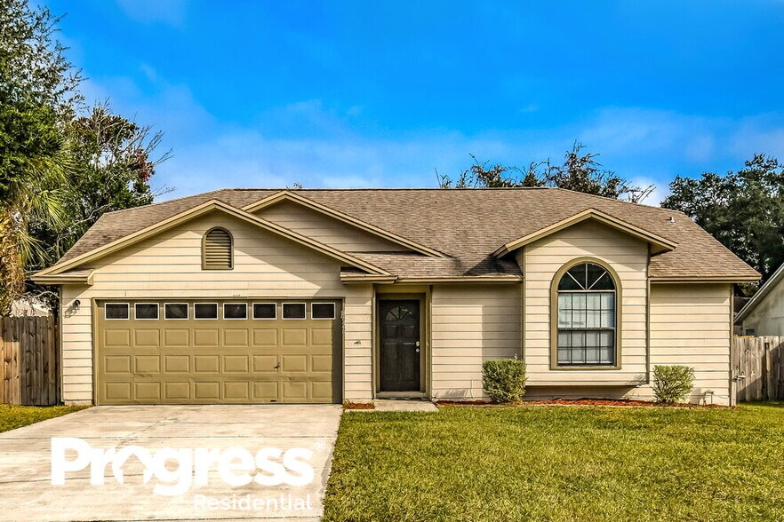 Primary Photo - 8026 Fleur De Lis Dr