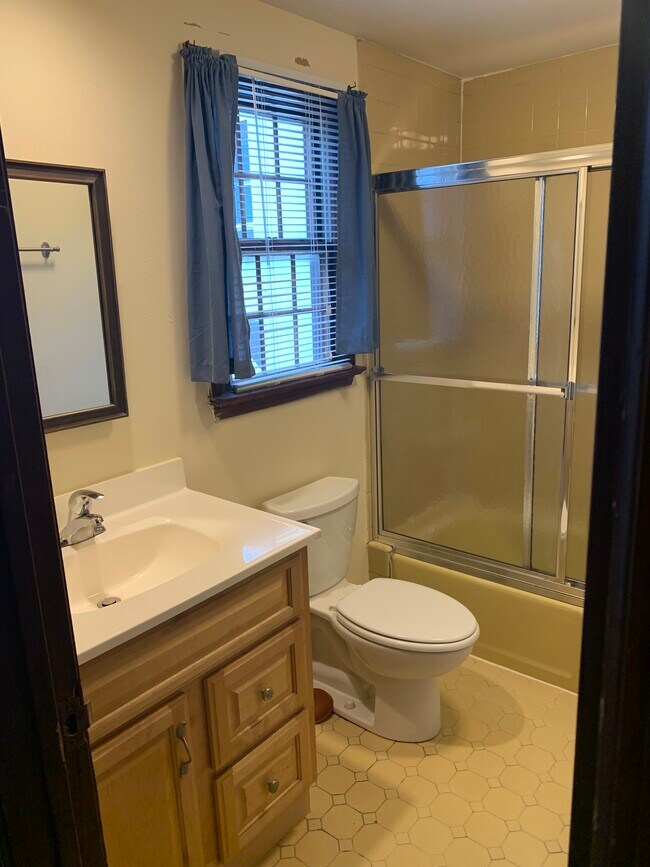 Full bathroom with bathtub - 20 White Deer Plz