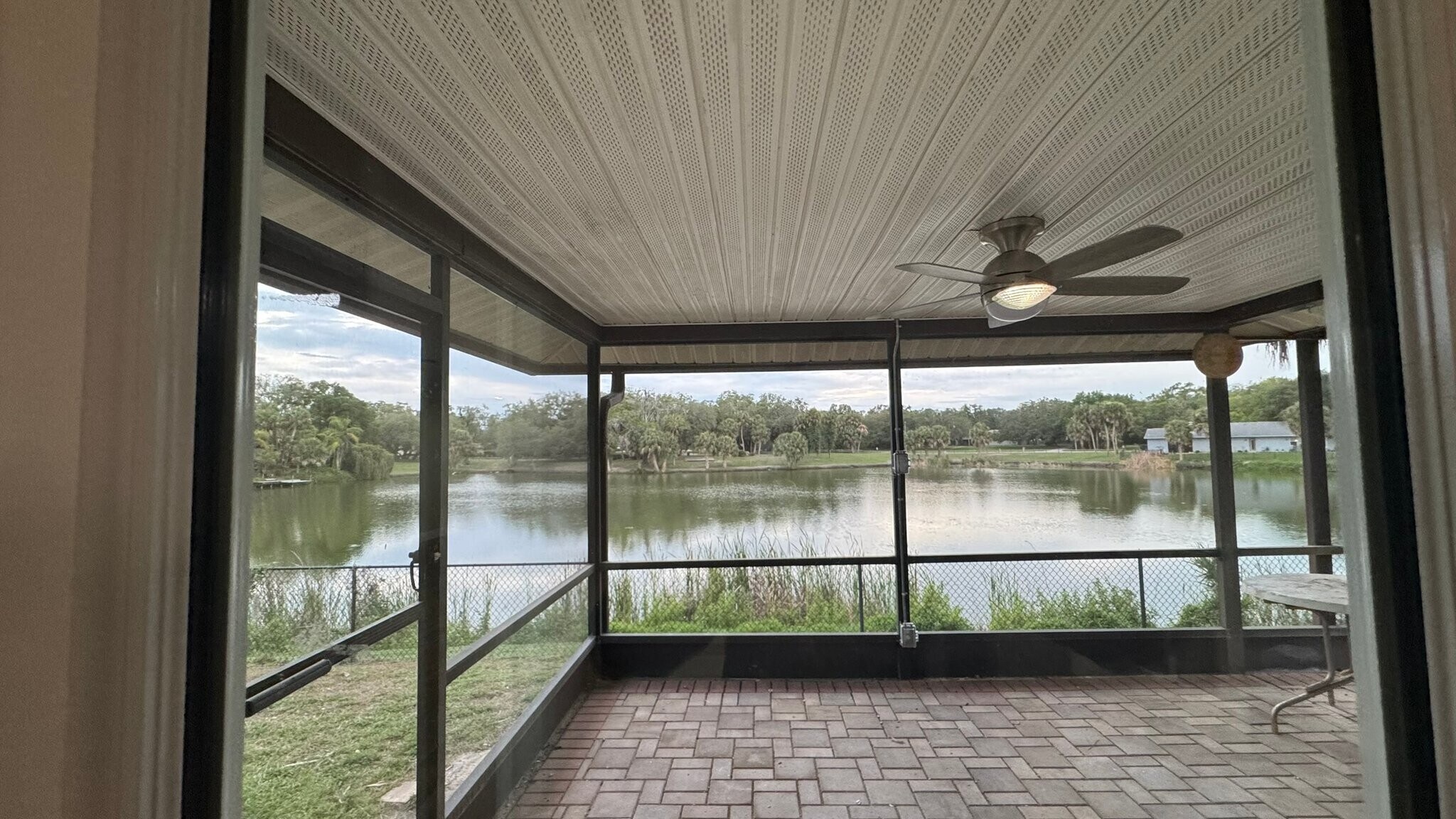 Building Photo - 7409 Lake Forest Cir