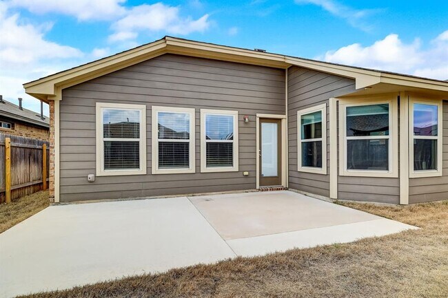 Building Photo - 212 Durata Dr